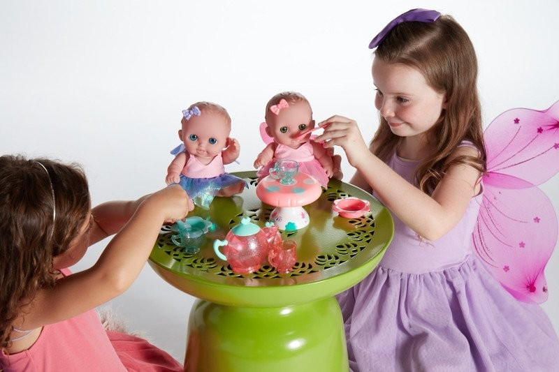 Małe laleczki Lil' Cutesies piją herbatkę - JC Toys 16957